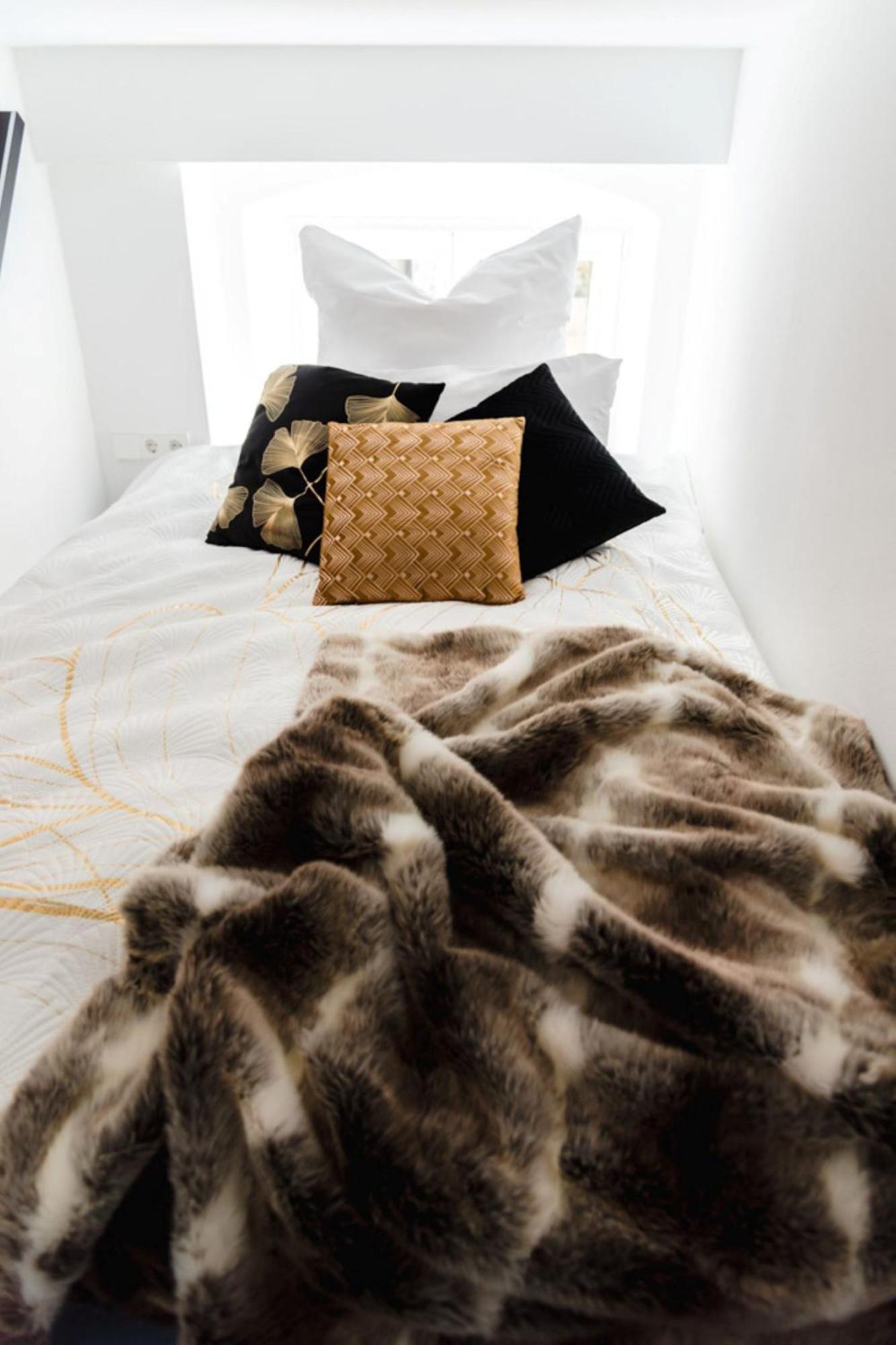 Oomph The Chic Nest Apartment