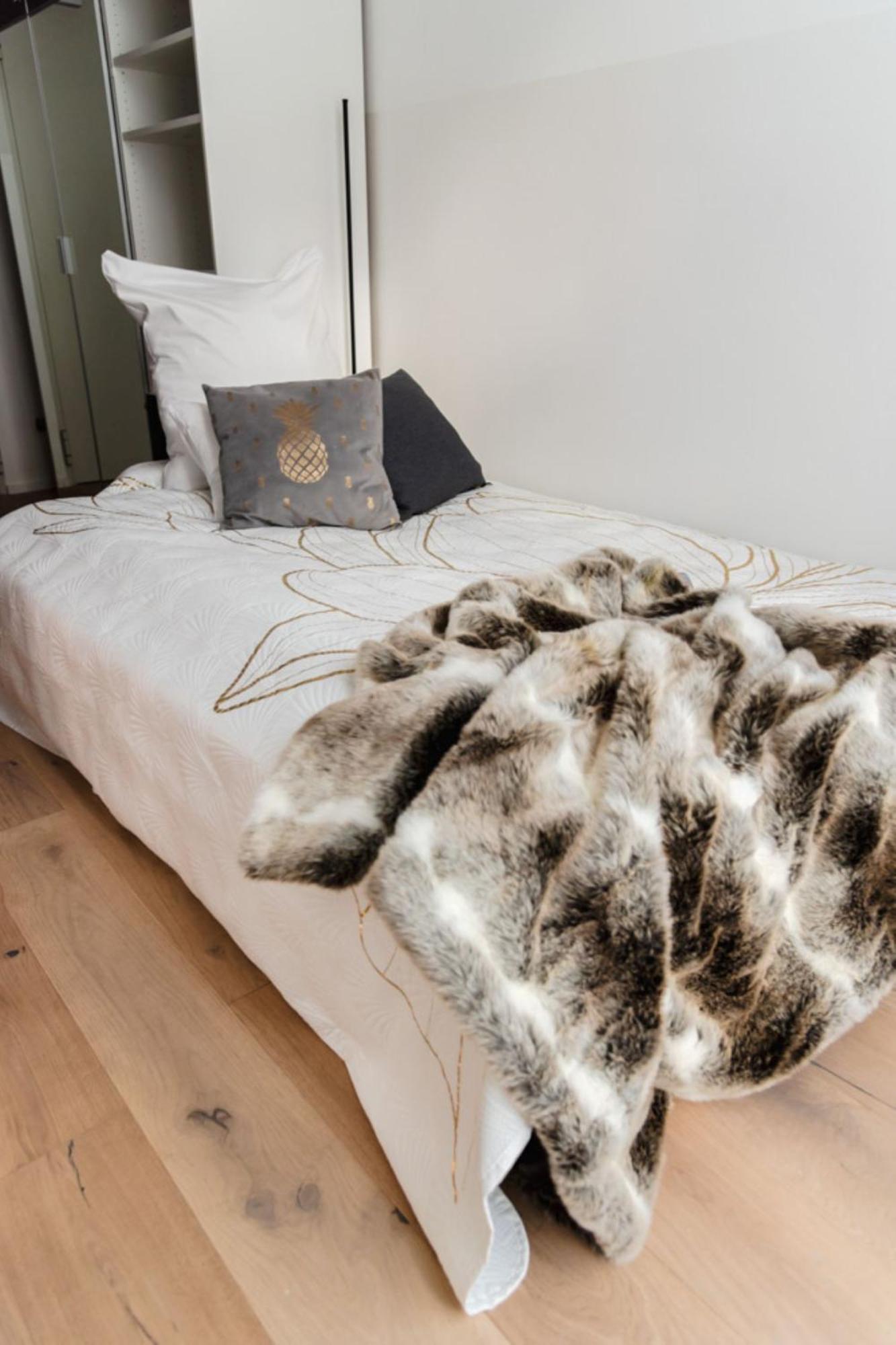 Oomph The Chic Nest Apartment